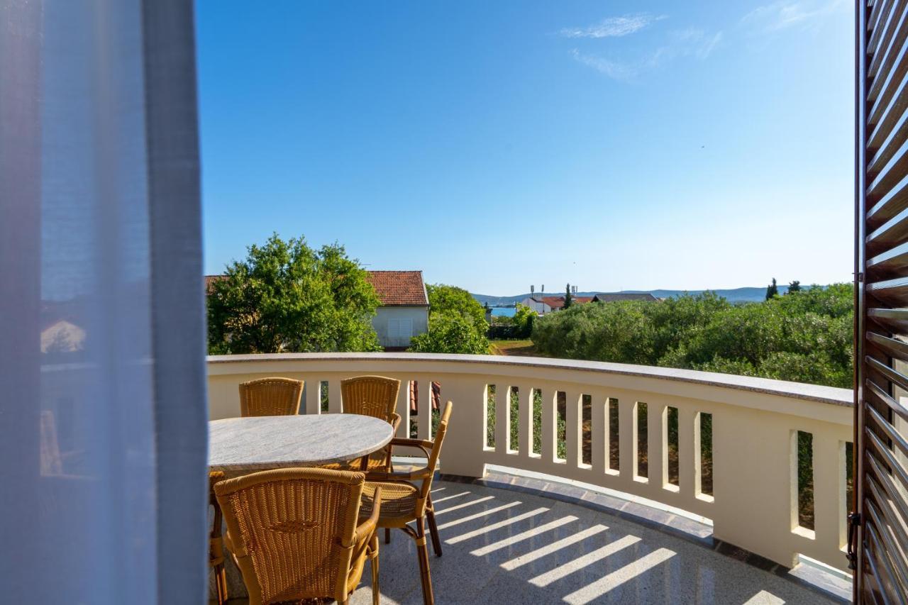Villa Lusi House Sveti Filip i Jakov Exterior foto
